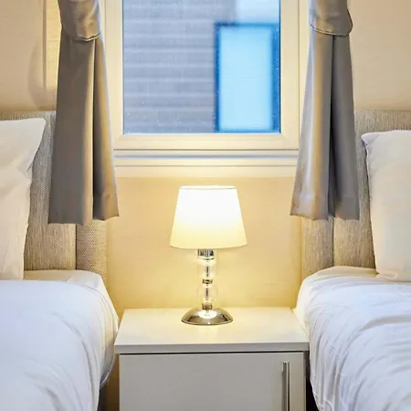 The Serenity With Hot Tub York